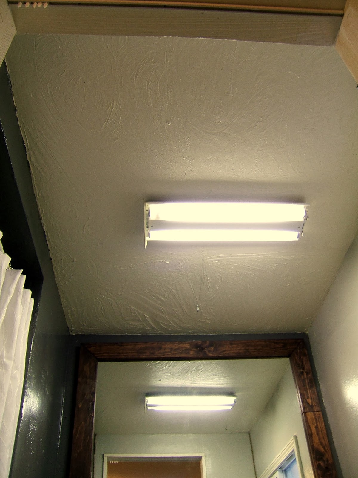 Nine Red Diy White Wood Ceiling