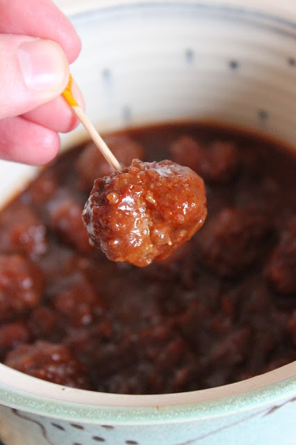 Sweet and Saucy Meatballs: Serve for dinner or on toothpicks as an appetizer!
