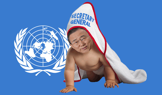 FN:s generalsekreterare Ban Ki-moon, påfallande för liten för posten.