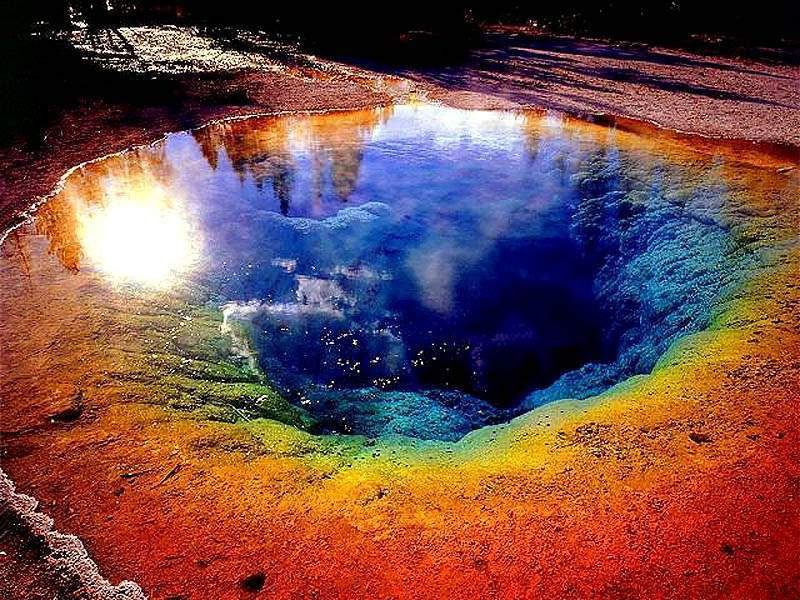  worthy, Morning Glory Pool, Yellowstone National Park, Wyoming, USA title=