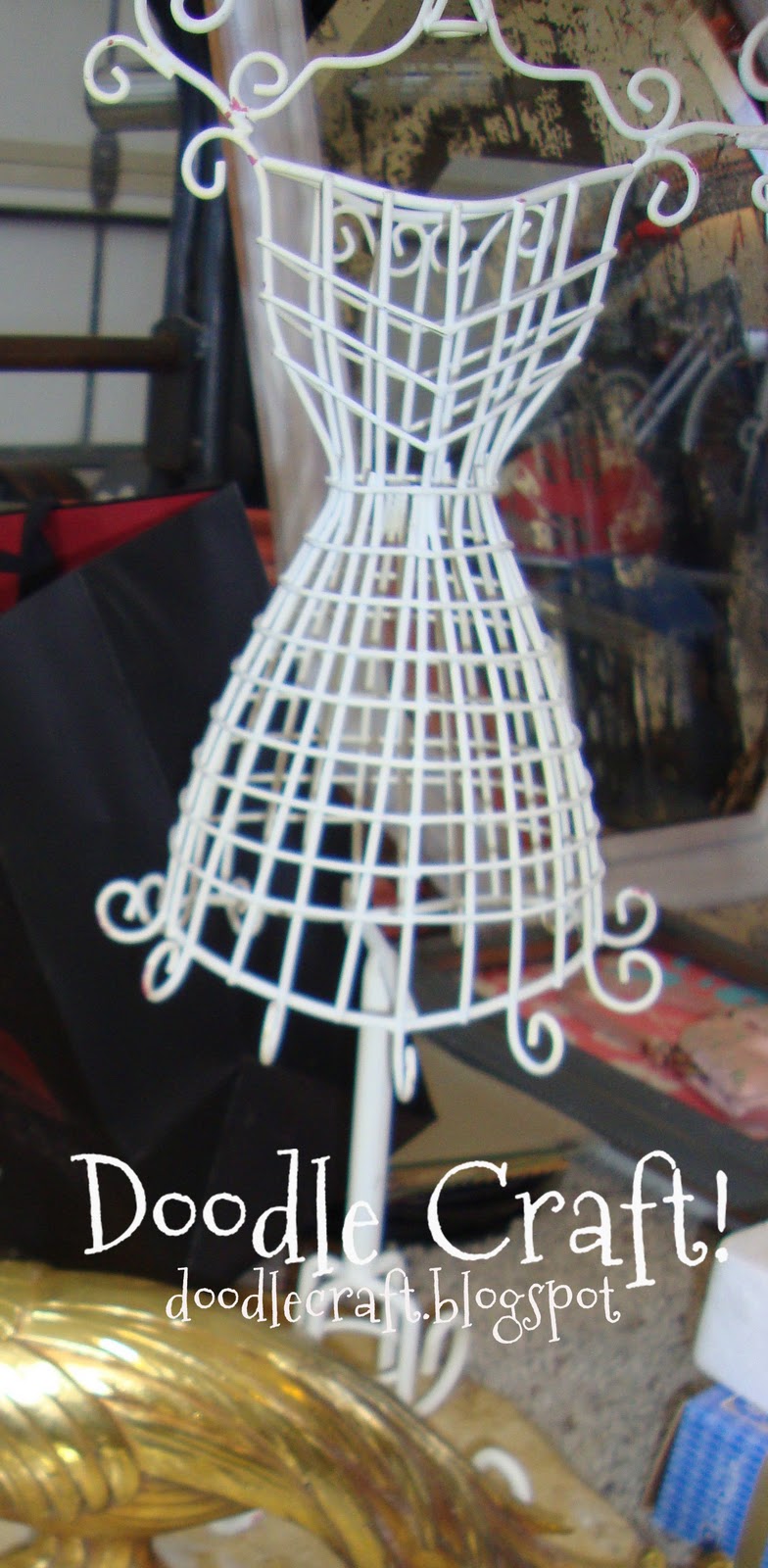 Doodlecraft Fancy Room knick knacks!