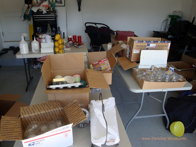 How to Host a Successful (and Profitable) Garage/Yard Sale