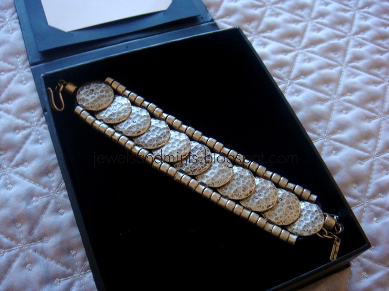 Jewels+Mints JewelMint's EverChanging Mumbai Bracelet Photos (4