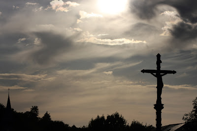 Crucifijo del Santuario Virgen de Lourdes Cielo Santuario Virgen Lourdes Crucifijo