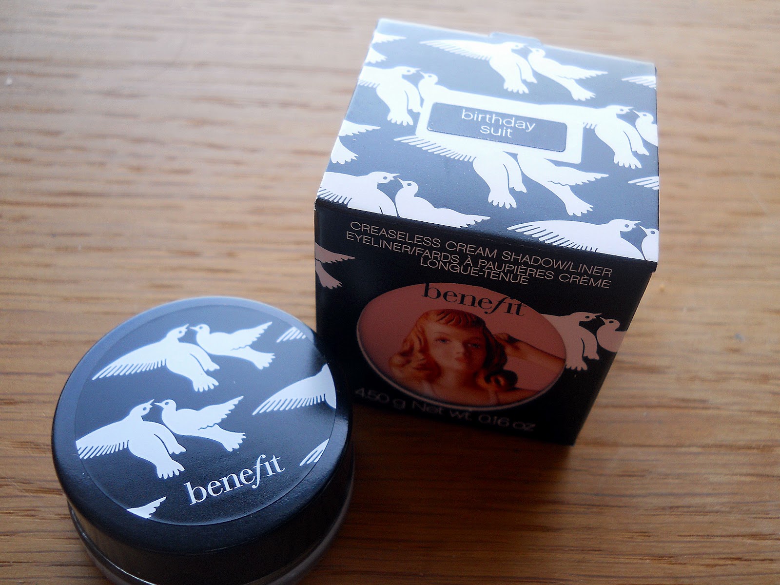 Helen Rambles On Benefit Creaseless Cream Eyeshadow 'Birthday Suit