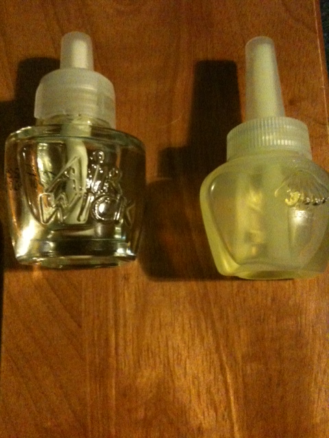 Pretty Pretty Product Reviews Product Face Off Air Wick Scented Oil Warmer Vs Glade Plug Ins Scented Oil