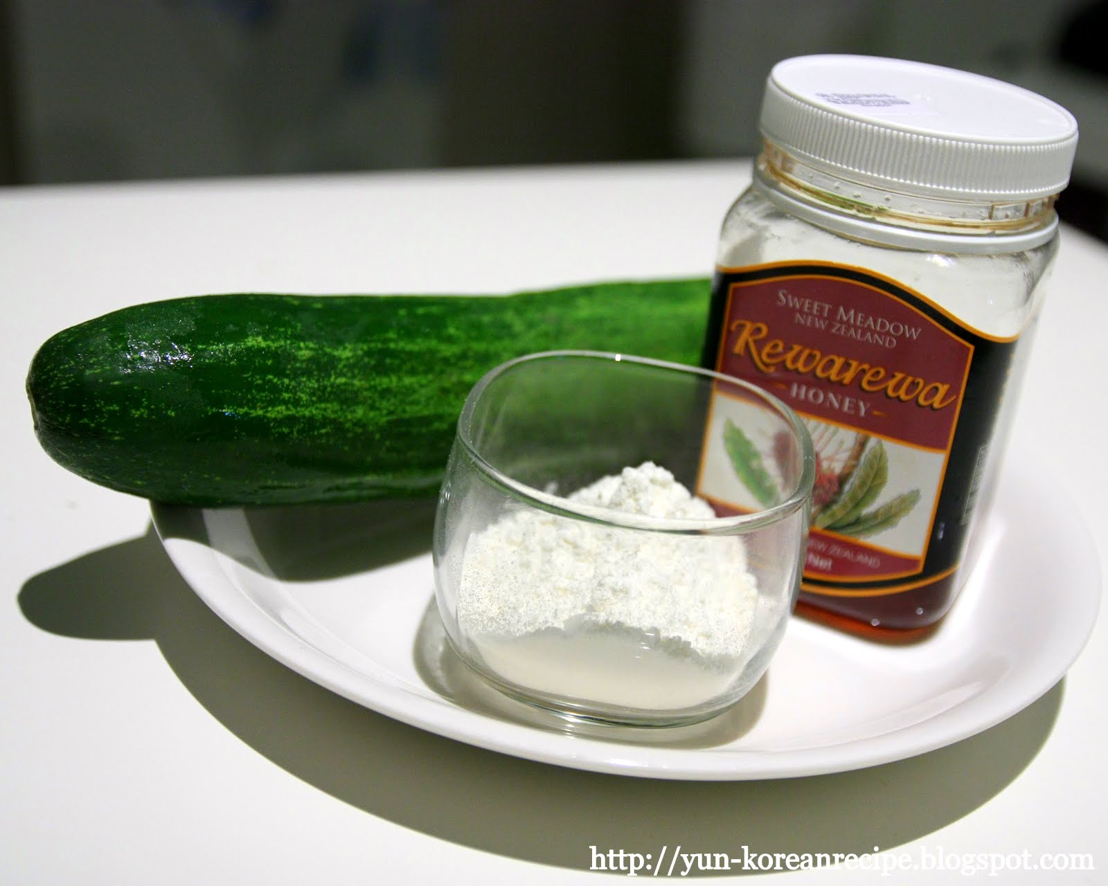 Korean Yun's happily Malaysia life Homemade Cucumber facial mask