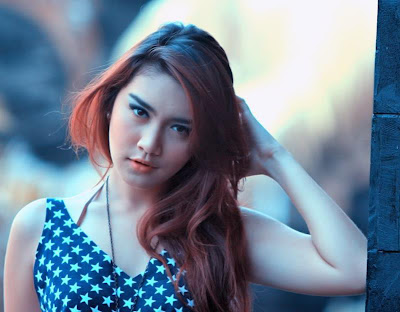 Gallery Foto Hot Dua Model Seksi Bibie Julius dan Melody Prima mellody+prima+(1) Gallery Foto Hot Dua Model Seksi Bibie Julius dan Melody Prima