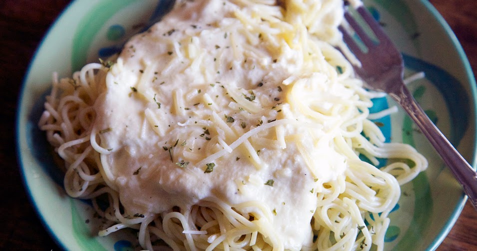 Kitchen Full of Sunshine: Olive Garden Alfredo Sauce