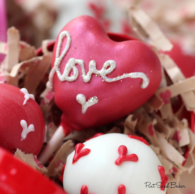 You've got a Special Delivery! These little Love Bugs have some Valentine treats for someone I love! Check out these perfect cake pops!
