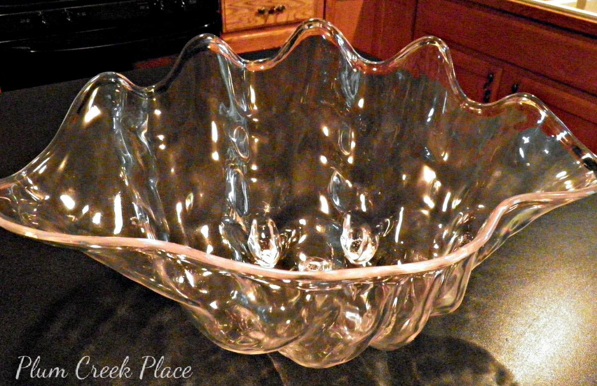 Plum Creek Place DIY Giant Clam Shell And Sunrise Seashell Tablescape