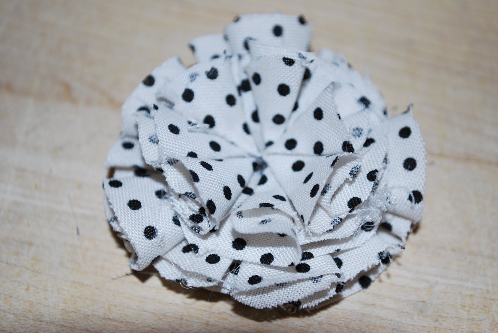 Recipes and Crafts, Oh My!!! NoSew Fabric Flower Tutorial