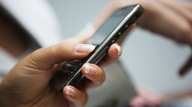 Pengedar guna SMS jual dadah ditangkap Pengedar guna SMS jual dadah ditangkap