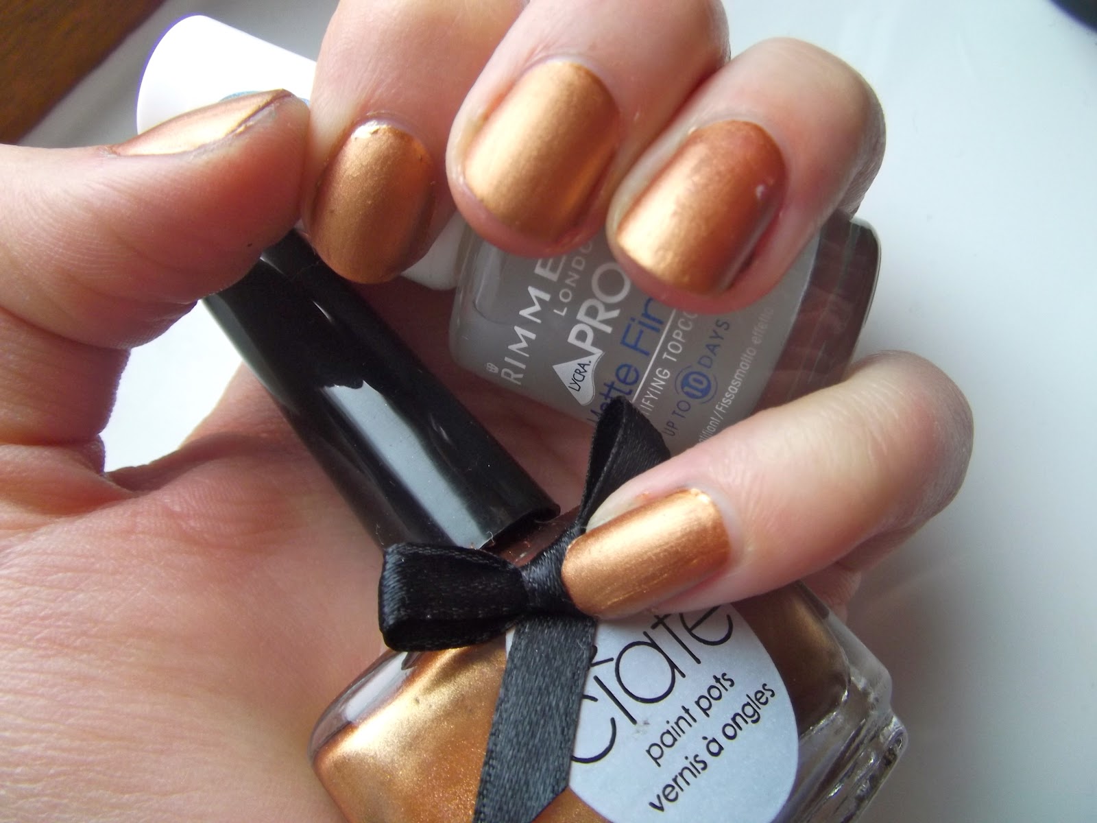 Cover Shoot The Midas Touch Gold Nails in Matte