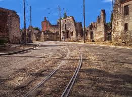 Oradour Sur-Glane – Perancis (perkampungan kecil saksi bisu kekejaman Jerman) Oradour Sur-Glane – Perancis (perkampungan kecil saksi bisu kekejaman Jerman)