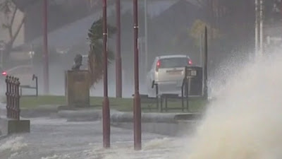 >Wild Sunday Across Scotland, Freezing Cold Across Southeast Australia, Flash Floods Kill 40 IN NW China, Big US East Coast Rains >Wild Sunday Across Scotland, Freezing Cold Across Southeast Australia, Flash Floods Kill 40 IN NW China, Big US East Coast Rains