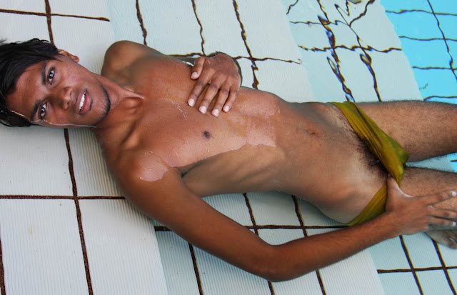 Daddy and sons gay porno gratis Ariana jollee shemale