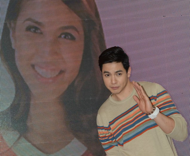 Alden Richards, Maine Mendoza, AlDub, Talk N Text