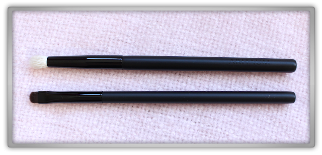 Jolse Haul Review beauty blogger makeup ARITAUM Small Eye shadow smudging brush Gel eye liner Jolse Haul Review beauty blogger makeup ARITAUM Small Eye shadow smudging brush Gel eye liner