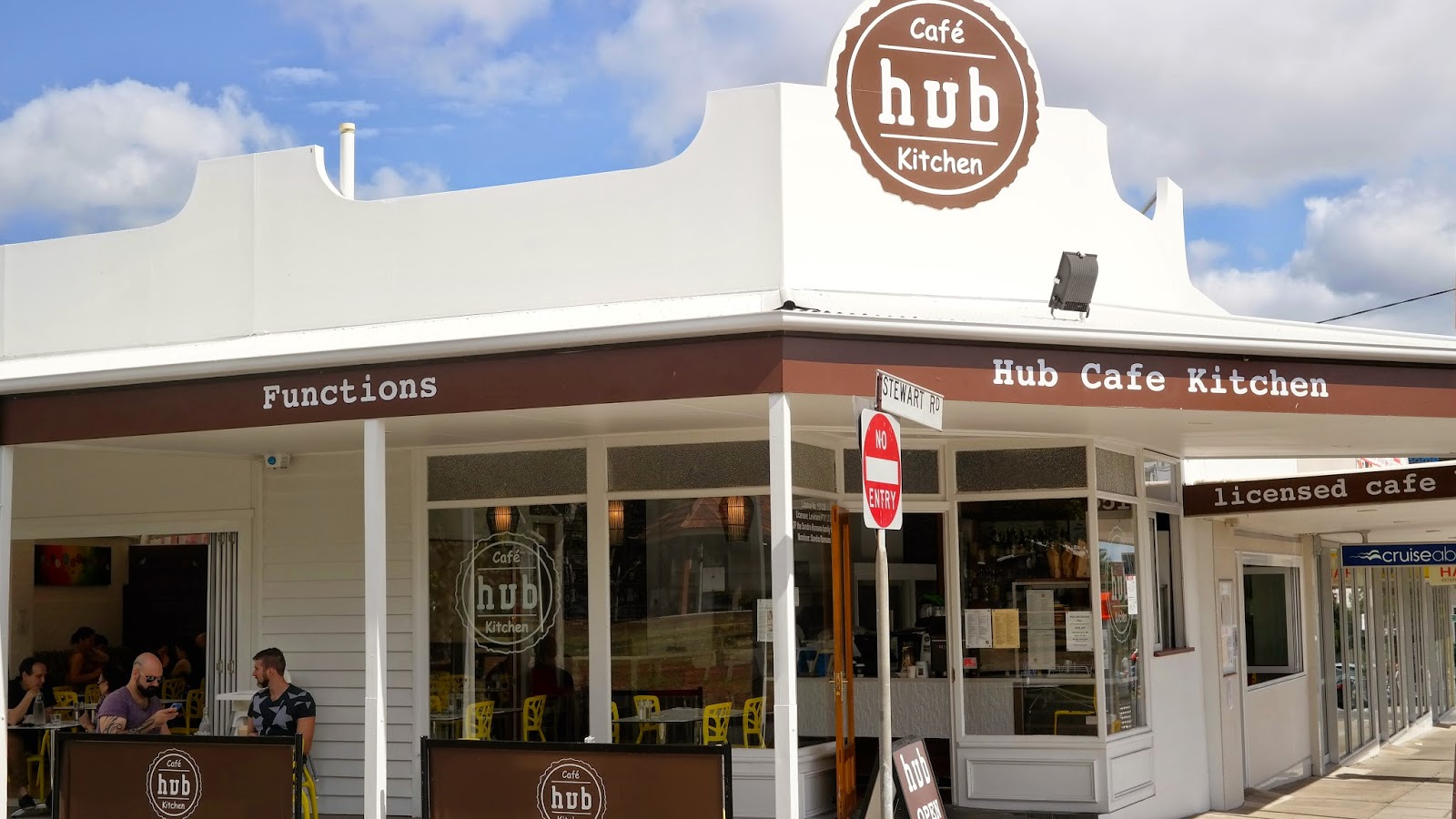 FoodMeUpScotty Breakfast Series the HUB Cafe Kitchen