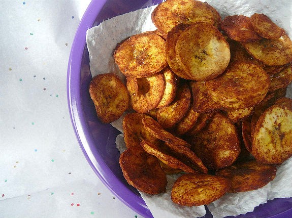 src - baked plantain chips