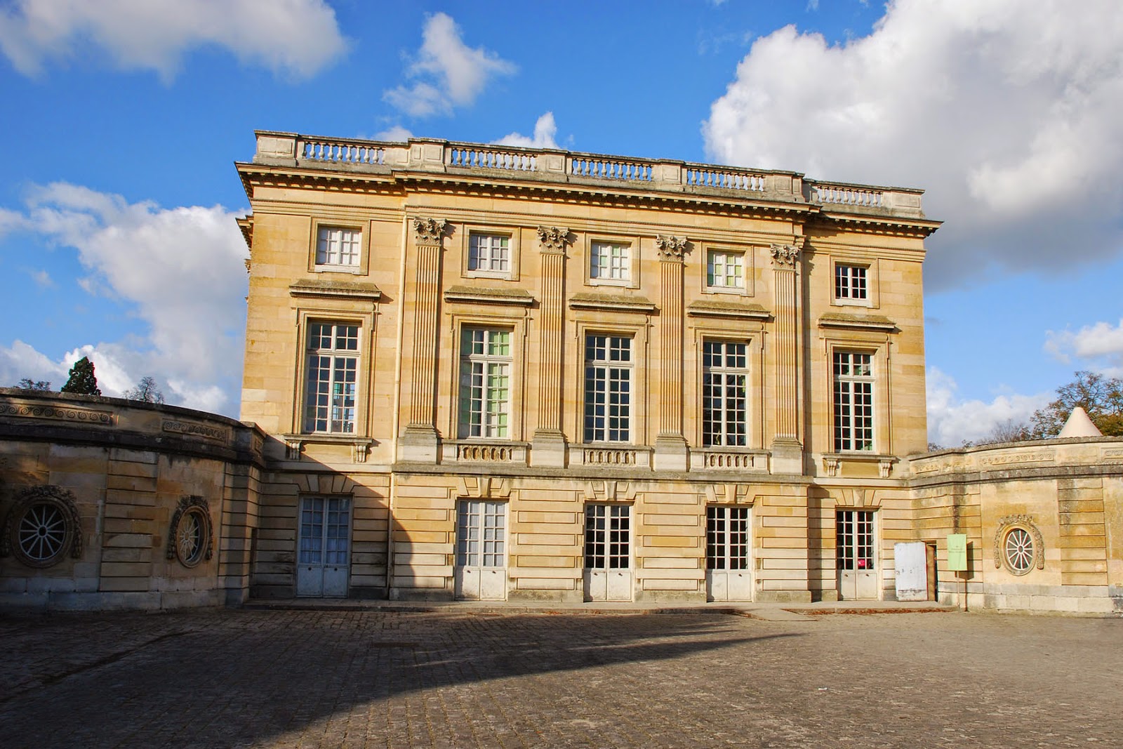 Pequeño Trianón (Petit Trianon) Arquitectura asombrosa