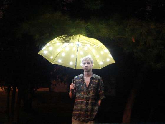 Using Umbrella Lights For Photography Of Paintings Using Umbrella Lights For Photography Of Paintings