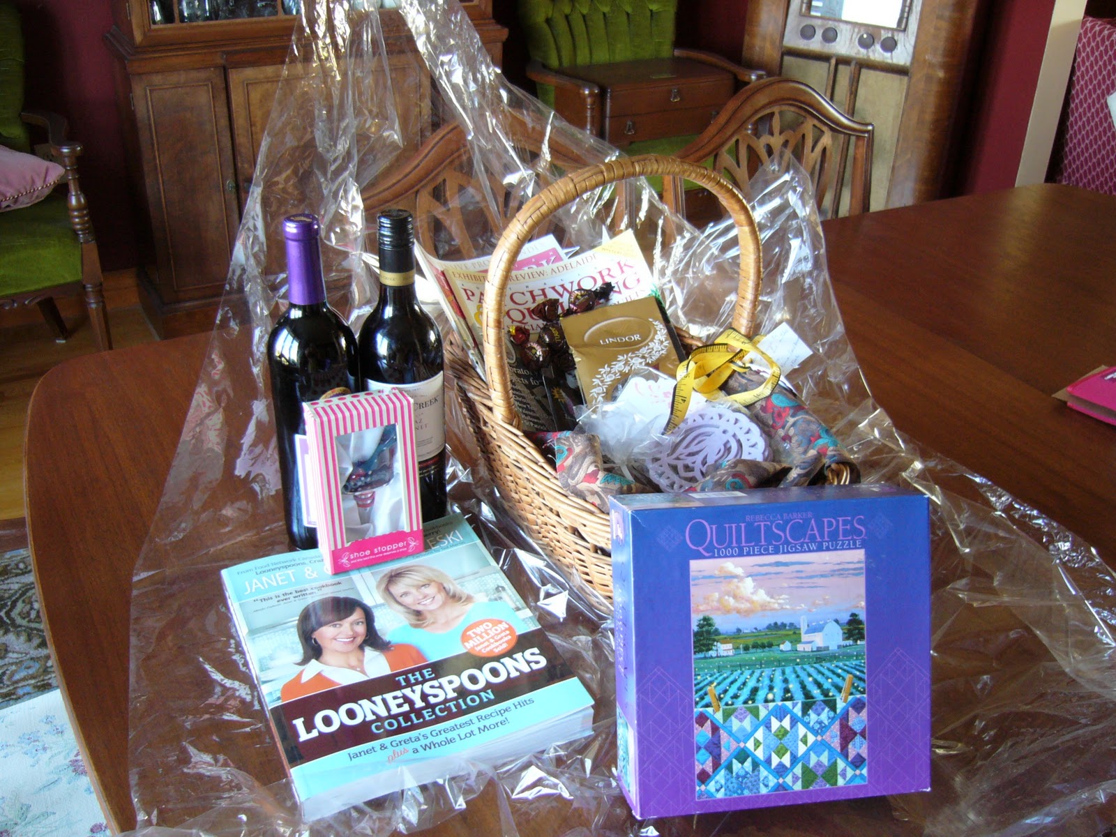 caledonia quilter: scrappy quilt and a gift basket
