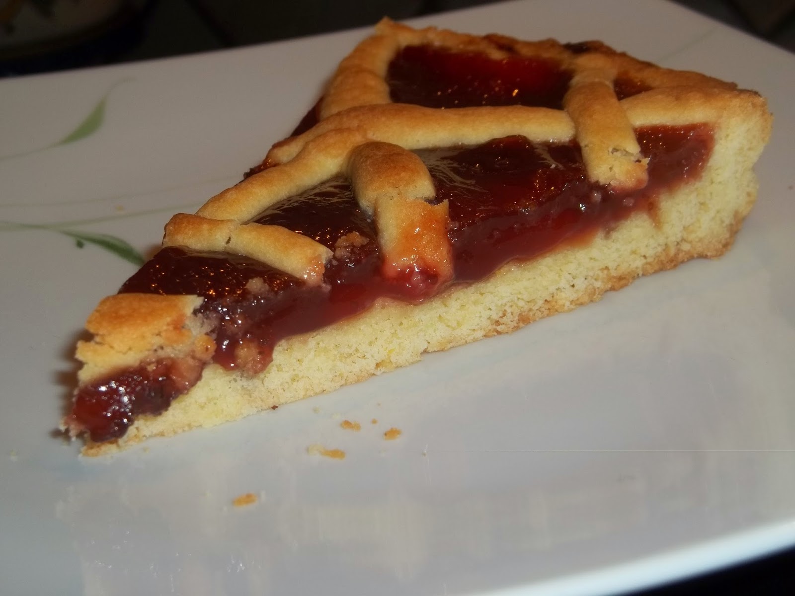 ... una crostata per lei e una crostata per lui entrambi felici ...