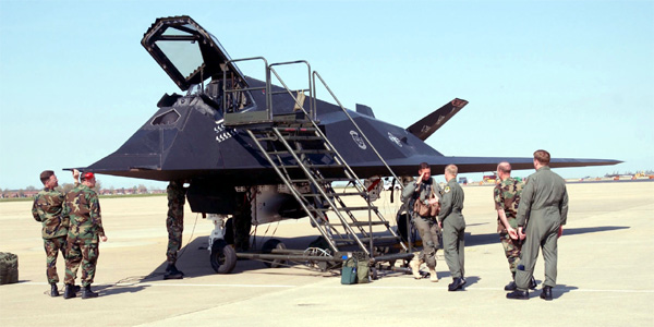 Furtivité des avions de combat F-117+4