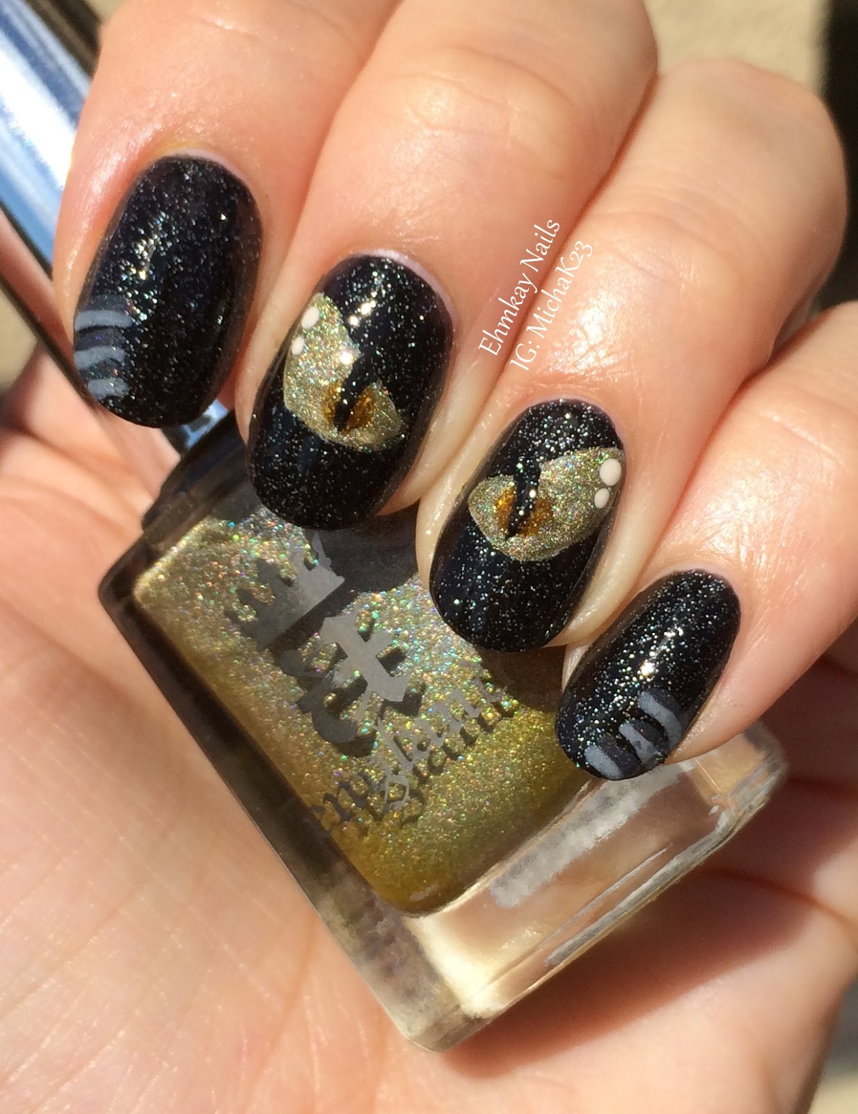 ehmkay nails Super Heroes Nail Art Catwoman