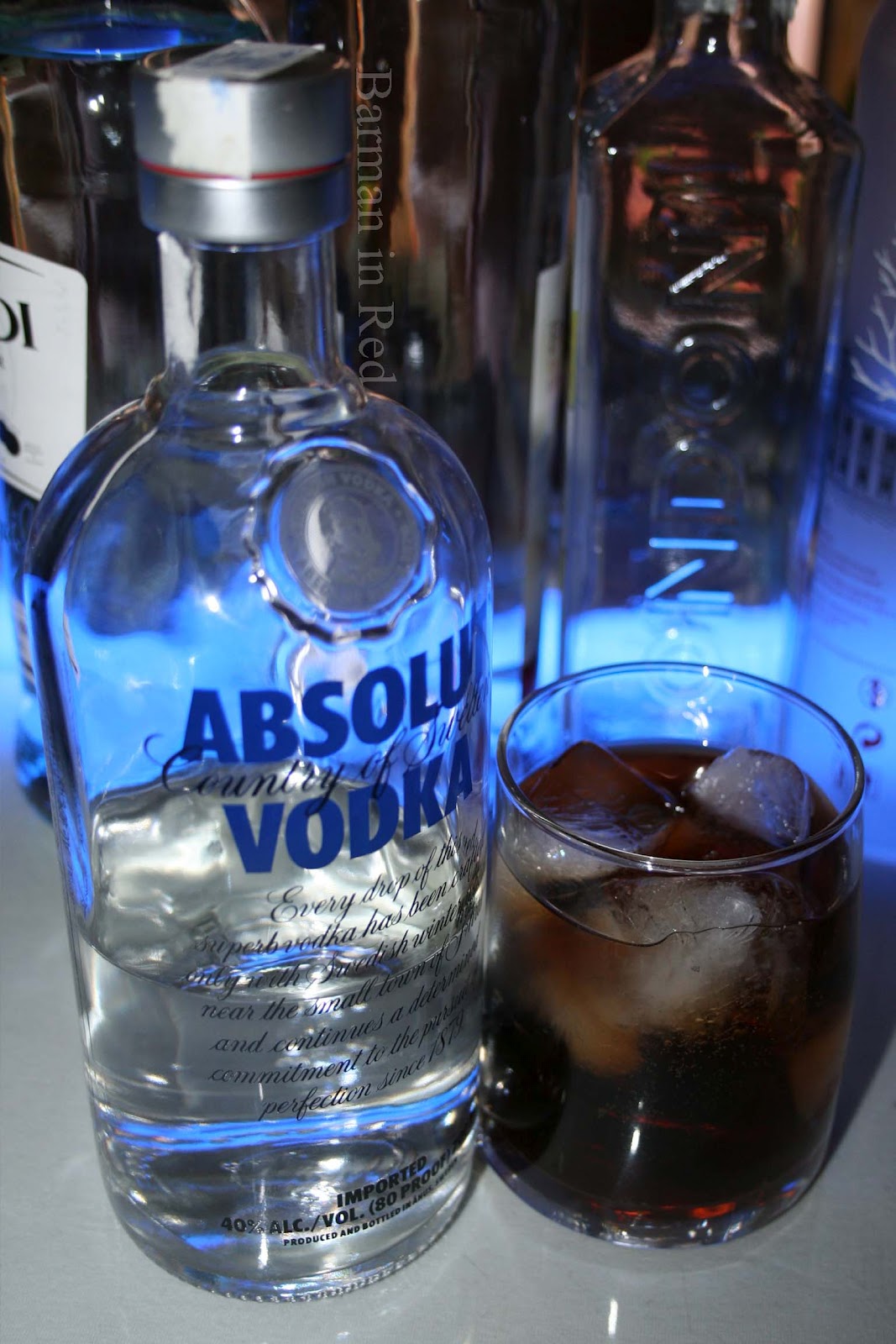 Cocktails con Vodka el Ruso Negro Black Russian