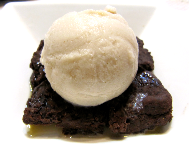 happyinventions Vanilla Hemp Ice Cream with Hot Chocolate Brownie and Syrup