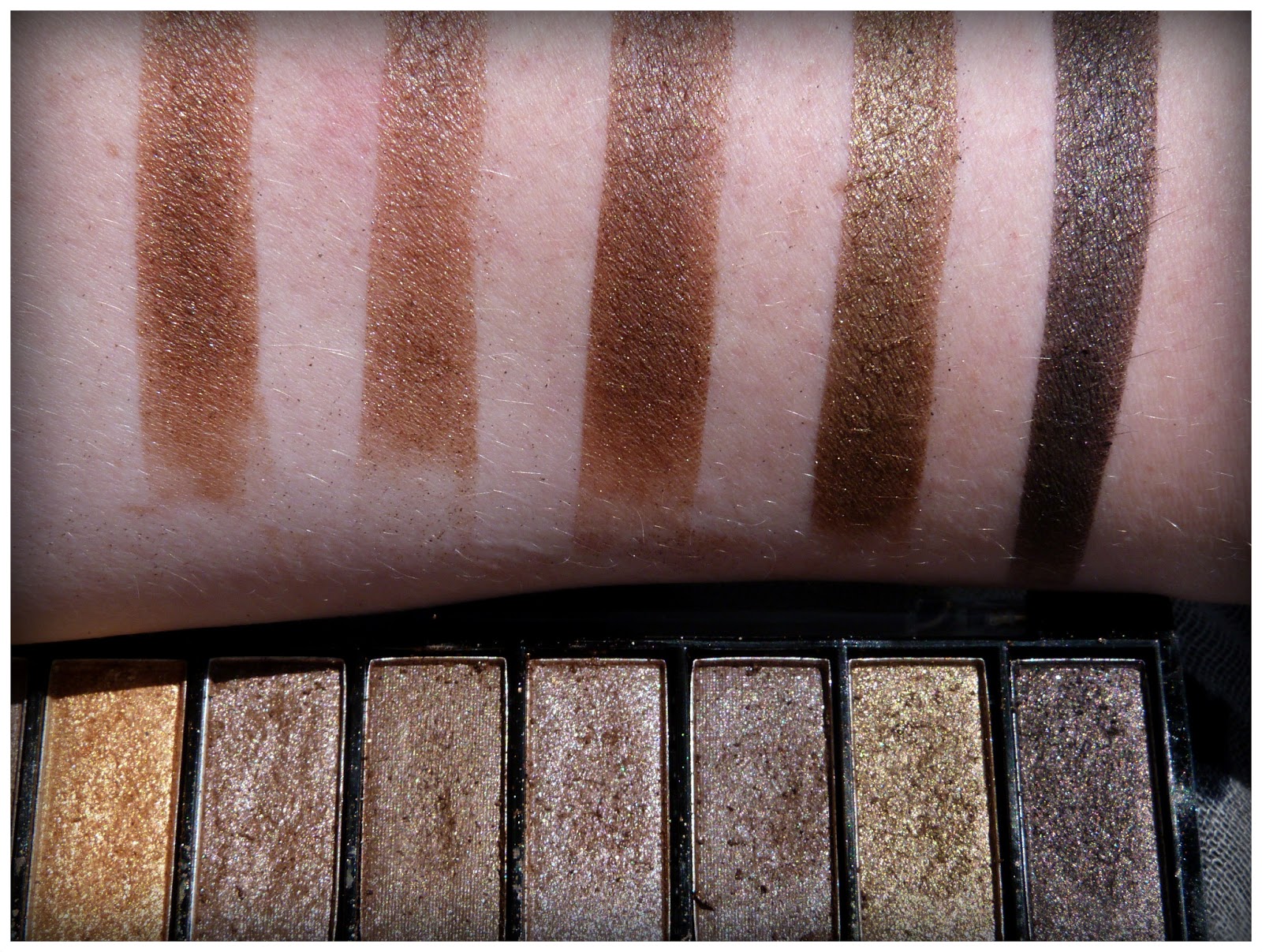 Northern Beauty Hard Candy Top Ten Eye Shadow Palette Naturally