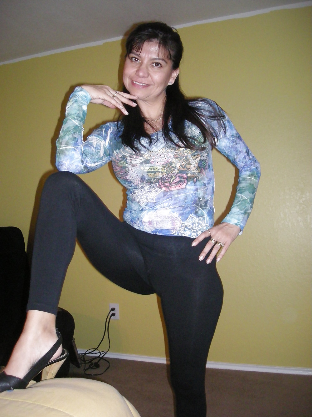 LATINA MADURA latina madura: