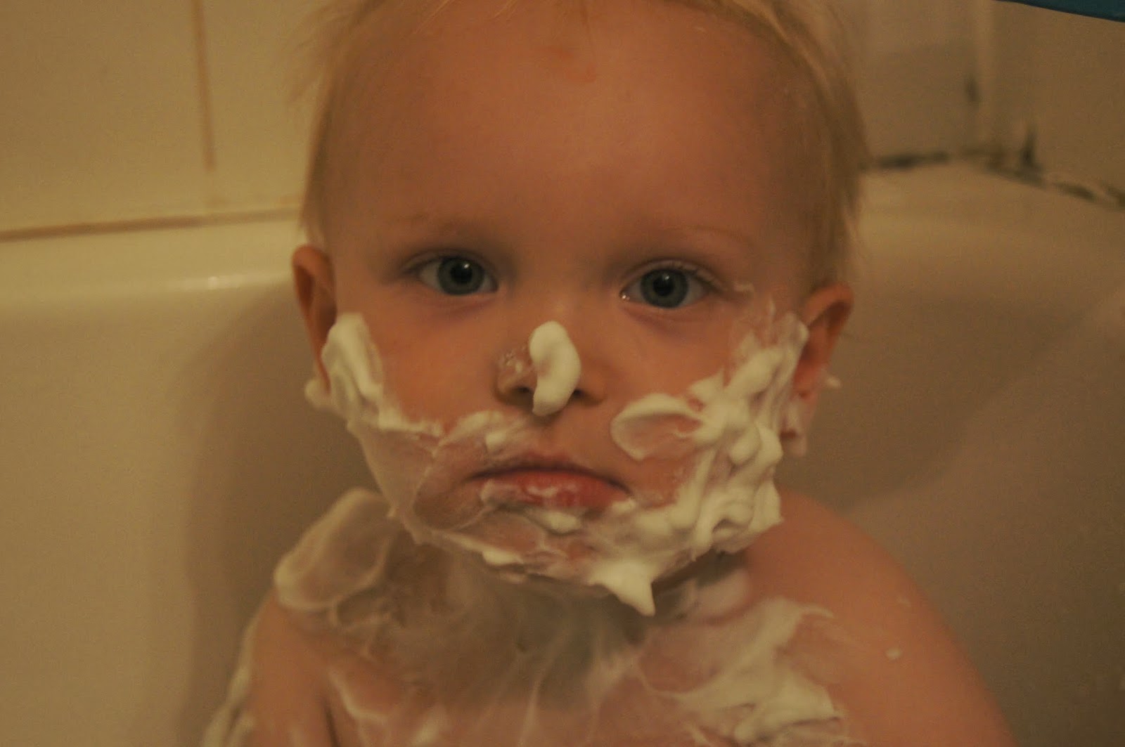 this Workman life Toddler Activity Bathtub Paint