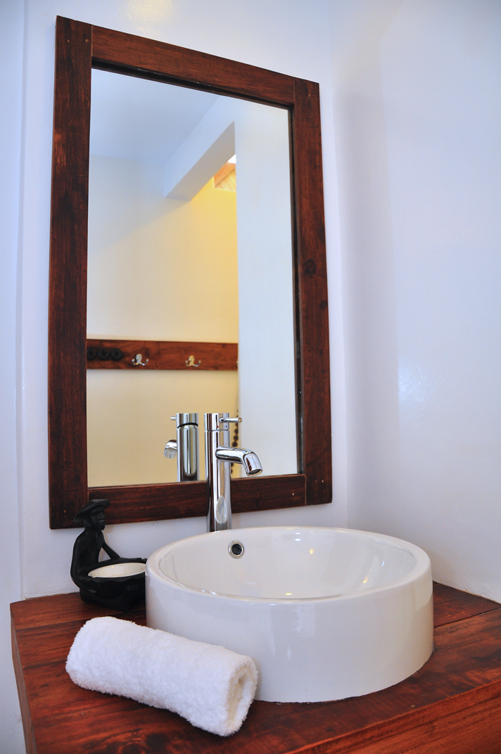 running in red stilettos coco huts boracay