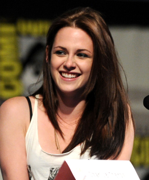 Lifestylebay Kristen Stewart Hot Latest Photos Lifestylebay Kristen Stewart Hot Latest Photos