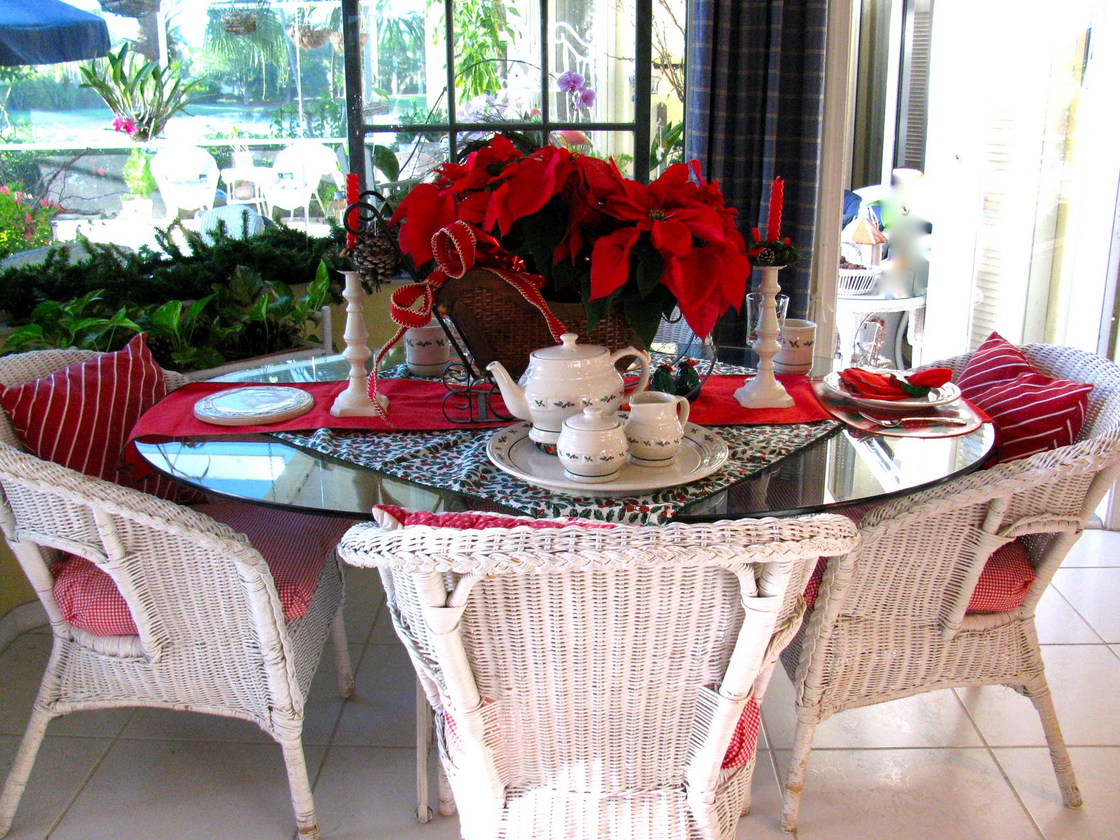 MAY DAYS: The Christmas Breakfast Table
