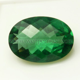 batu permata green quartz atau kecubung hijau/daun