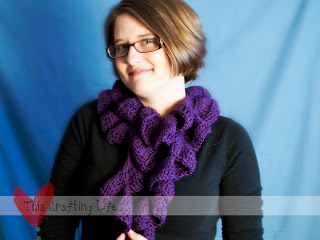 Free Pattern for a Curly Wurly Crochet Scarf
