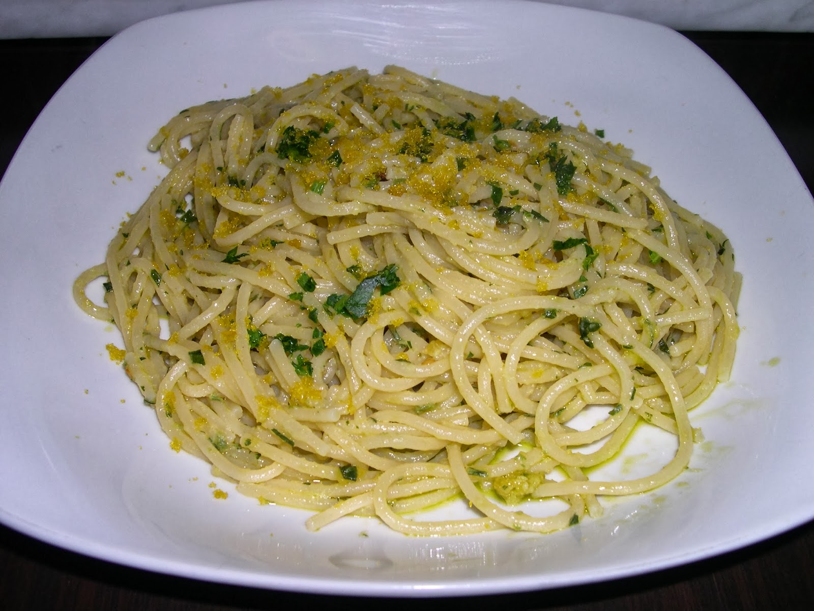 spaghetti con la bottarga