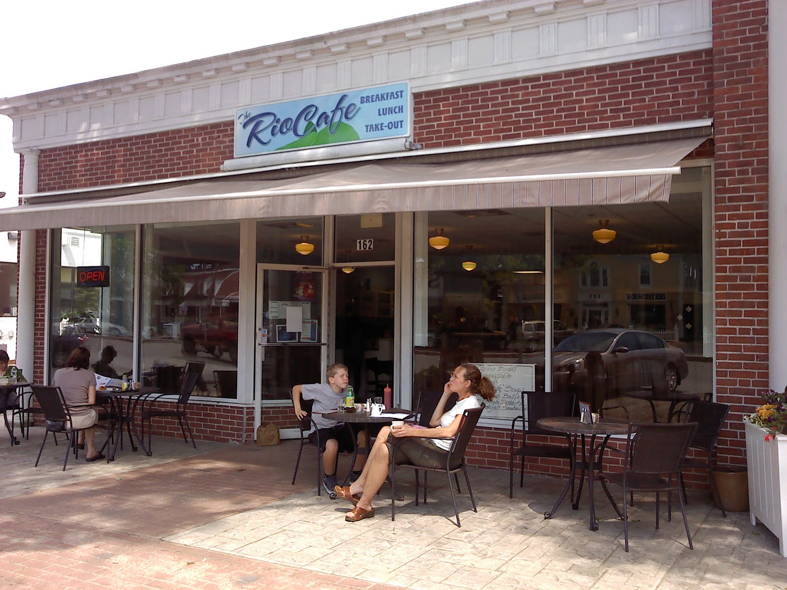 shorelinereviews The Rio Cafe Old Saybrook