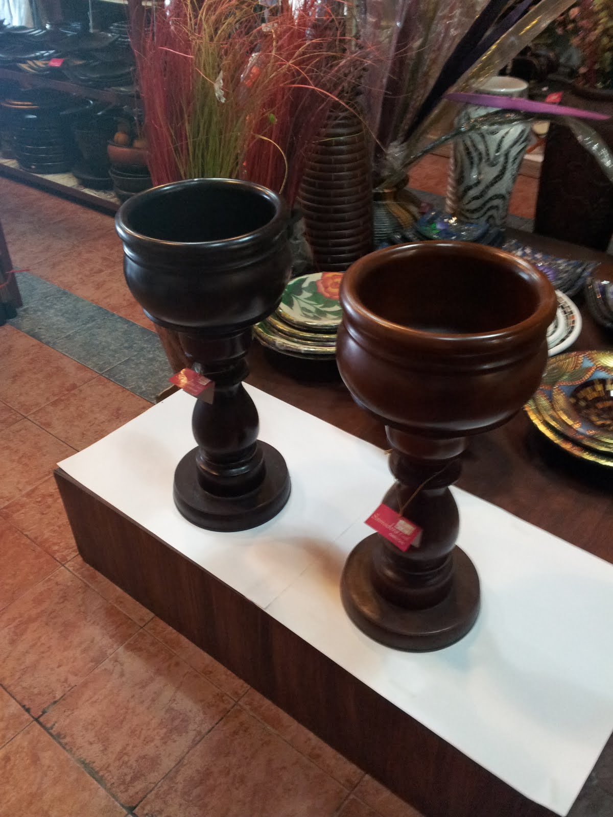 samudera craft: Pasu hiasan laman rumah,diperbuat dari kayu jati..