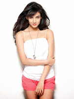 Sonal Chauhan Glam Photo shoot-cover-photo