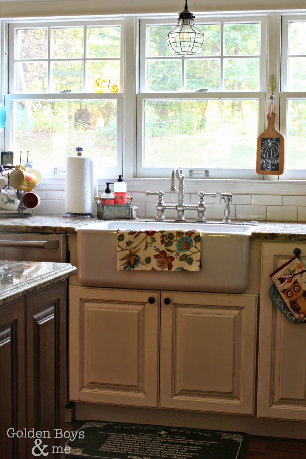 Shaw's Original Farm house apron sink in fall decor kitchen-www.goldenboysandme.com