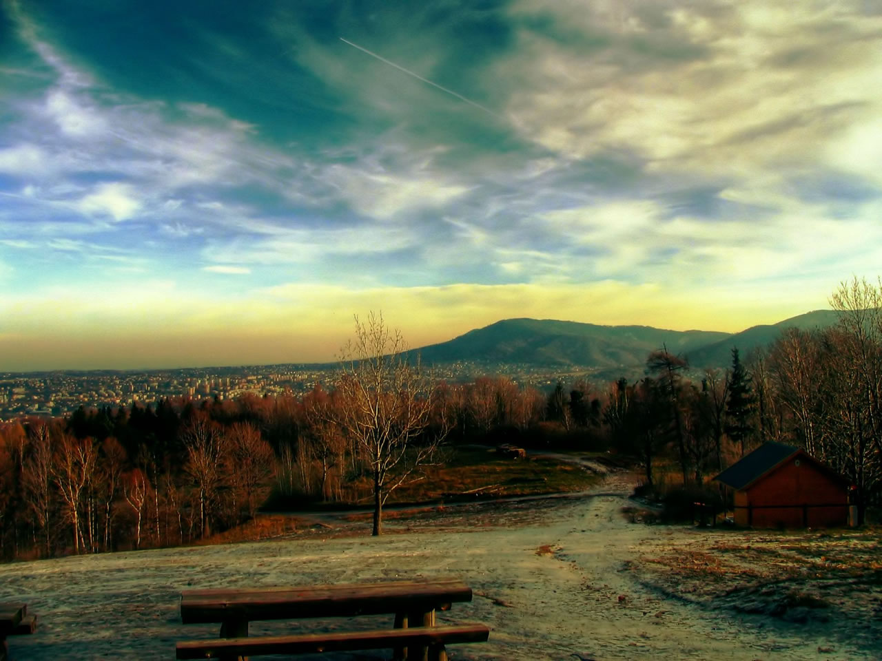http://4.bp.blogspot.com/-hVw9jOHfPN4/UAKw5Fz_FYI/AAAAAAAALJk/TDPAyr-qZT0/s1600/cool+wallpaper+(8).jpg