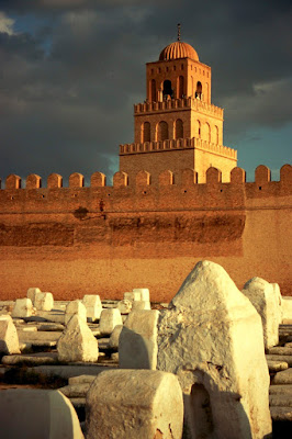 جامع عقبه بن نافع Kairouan-mosquee-cimetiere
