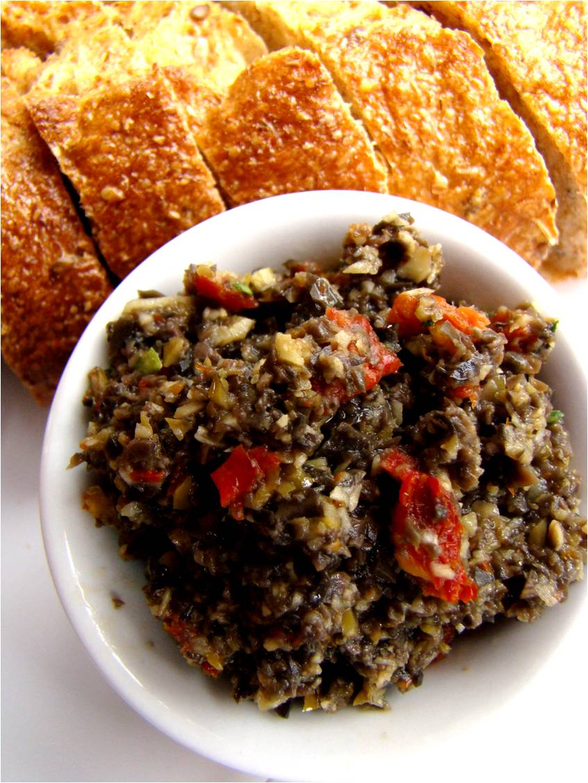 Sun dried tomato tapenade
