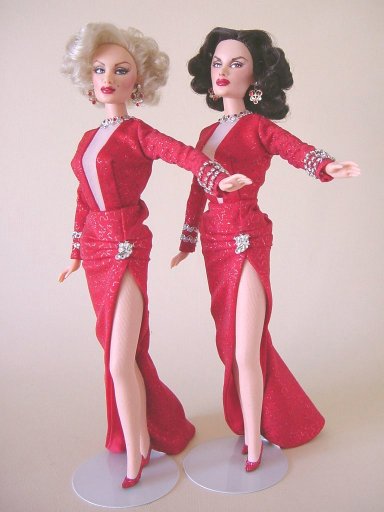 Dazzling Divas: Marilyn Monroe Barbie Dolls